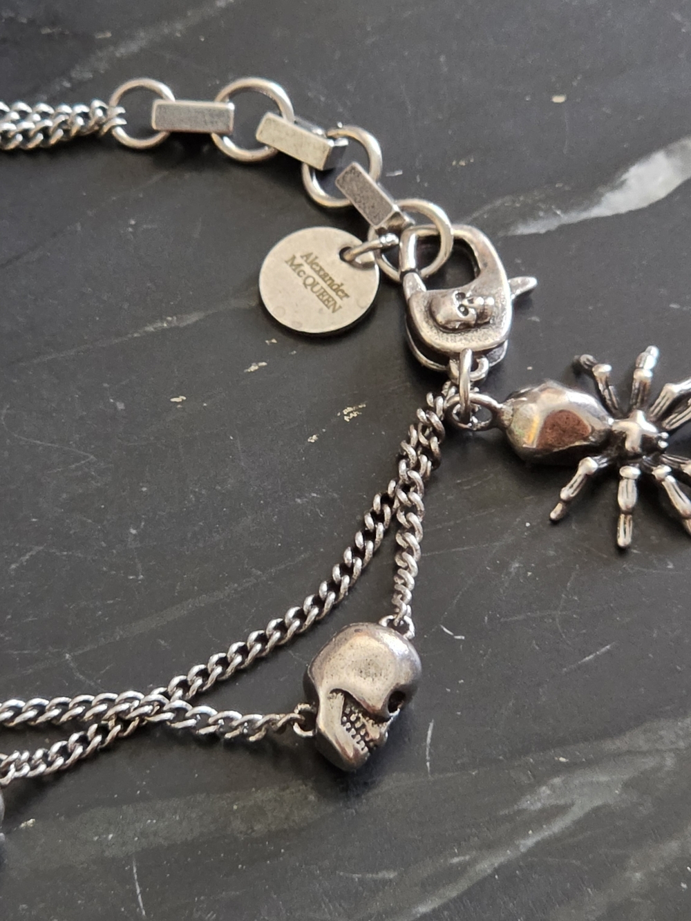Alexander MCQUEEN Skulls and Spider bracelet - Picture 4 of 9